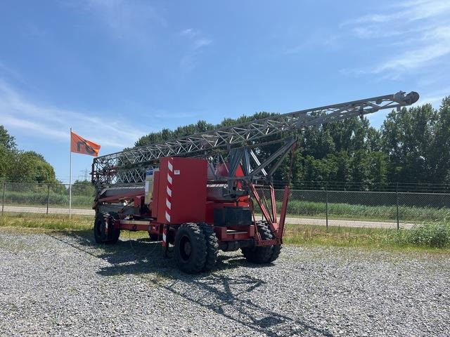 Montalift 102S-4WD(S) - Grue à tour: photos 5 Montalift 102S-4WD(S) - Grue à tour: photos 5