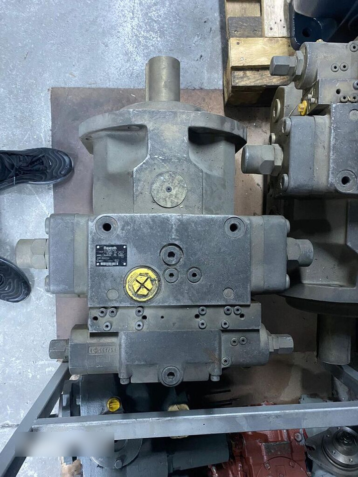 Rexroth A4VSO500  for pile driver - Pompe hydraulique pour Mât de battage: photos 1 Rexroth A4VSO500  for pile driver - Pompe hydraulique pour Mât de battage: photos 1
