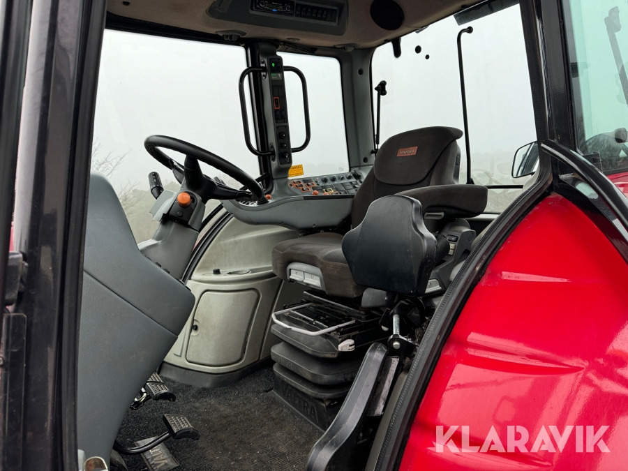 Traktor Valtra T203 - Tracteur agricole: photos 5 Traktor Valtra T203 - Tracteur agricole: photos 5