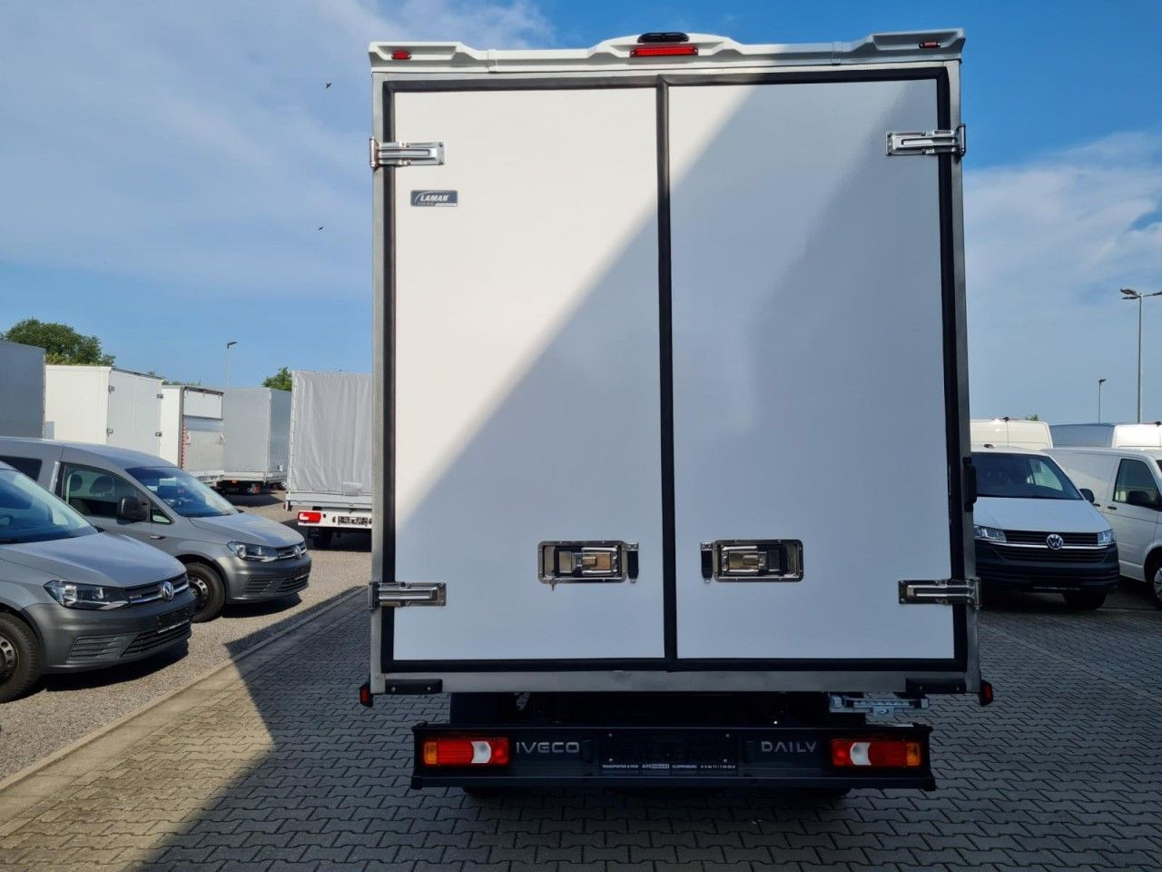 Iveco 35S 18 3.0 Koffer Hi Matic LM KLIMA KAMERA Navig - Fourgon grand volume: photos 5 Iveco 35S 18 3.0 Koffer Hi Matic LM KLIMA KAMERA Navig - Fourgon grand volume: photos 5