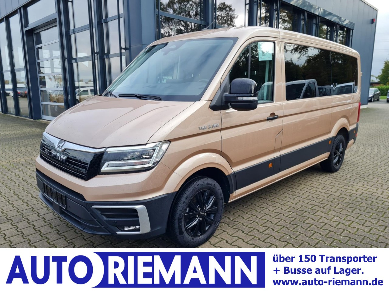 MAN Man TGE 3.180 TDi Kombi 9 Sitze ALU KAMERA LED LEDER Sonderumbau - Minibus, Transport de personnes: photos 1 MAN Man TGE 3.180 TDi Kombi 9 Sitze ALU KAMERA LED LEDER Sonderumbau - Minibus, Transport de personnes: photos 1