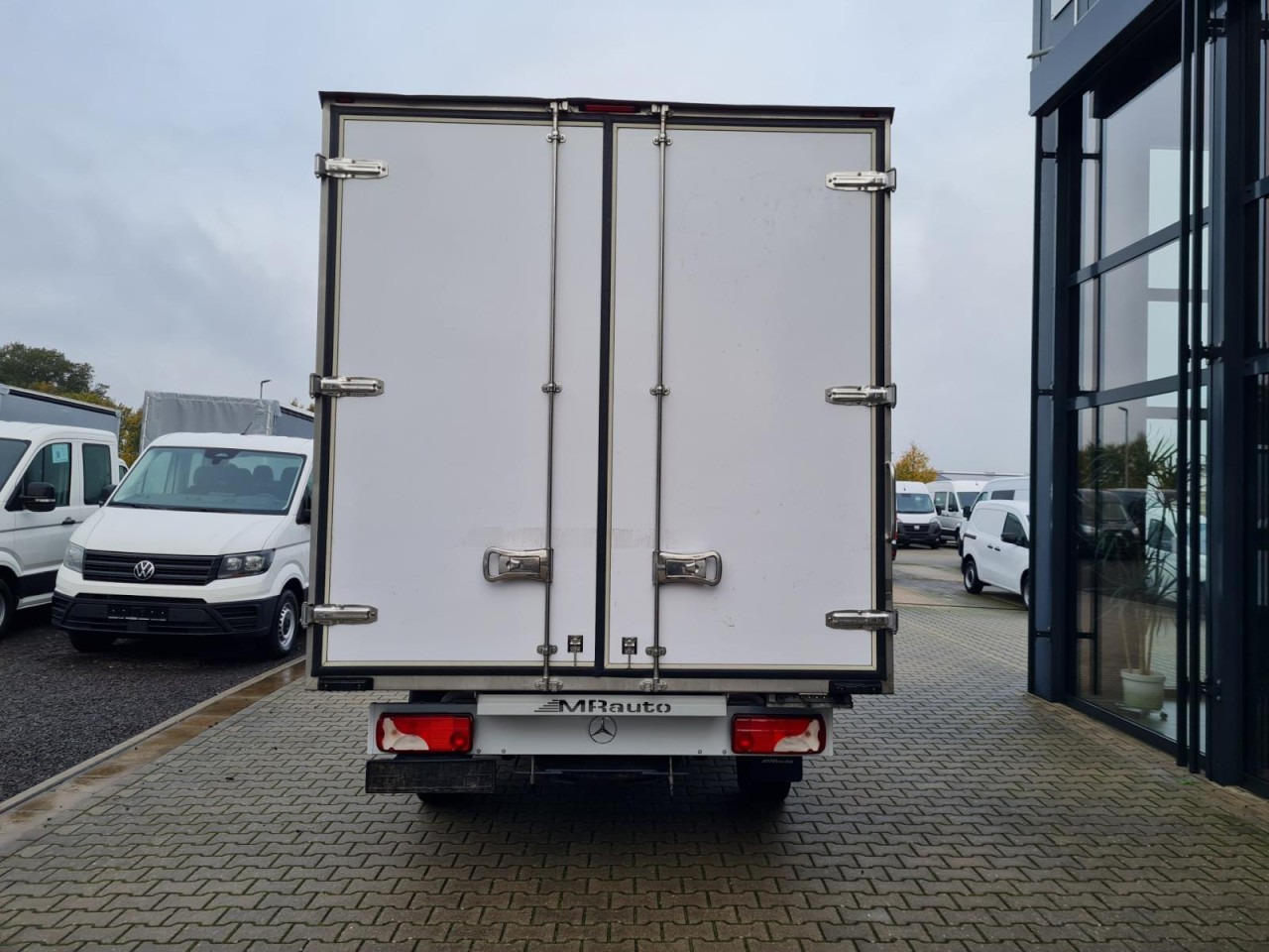 Mercedes-Benz Sprinter 315 CDI Koffer RWD KLIMA TEMPOMAT - Fourgon grand volume: photos 5 Mercedes-Benz Sprinter 315 CDI Koffer RWD KLIMA TEMPOMAT - Fourgon grand volume: photos 5
