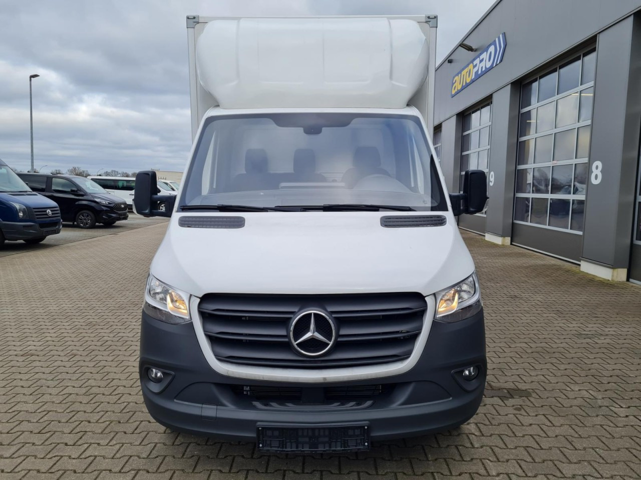 Mercedes-Benz Sprinter 315 Koffer lang MBux KLIMA NAVI TEMPOMAT - Fourgon grand volume: photos 2 Mercedes-Benz Sprinter 315 Koffer lang MBux KLIMA NAVI TEMPOMAT - Fourgon grand volume: photos 2