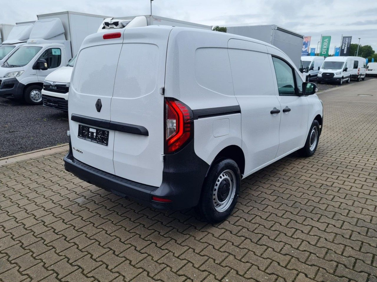 Renault Kangoo Van Kasten L1H1 TCe 1.3i KLIMA PDC TEMPOM - Fourgonnette: photos 5 Renault Kangoo Van Kasten L1H1 TCe 1.3i KLIMA PDC TEMPOM - Fourgonnette: photos 5