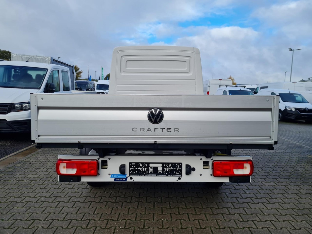 Volkswagen Crafter 35 Doka TDI Pritsche MR KLIMA TEMPOMAT - Utilitaire plateau, Utilitaire double cabine: photos 5 Volkswagen Crafter 35 Doka TDI Pritsche MR KLIMA TEMPOMAT - Utilitaire plateau, Utilitaire double cabine: photos 5