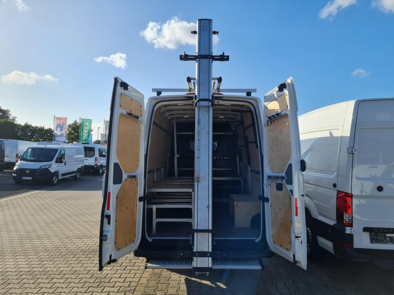 Fourgon utilitaire Volkswagen Crafter 35 Kasten L3H2 KAMERA KLIMA NAVI REGALE: photos 18