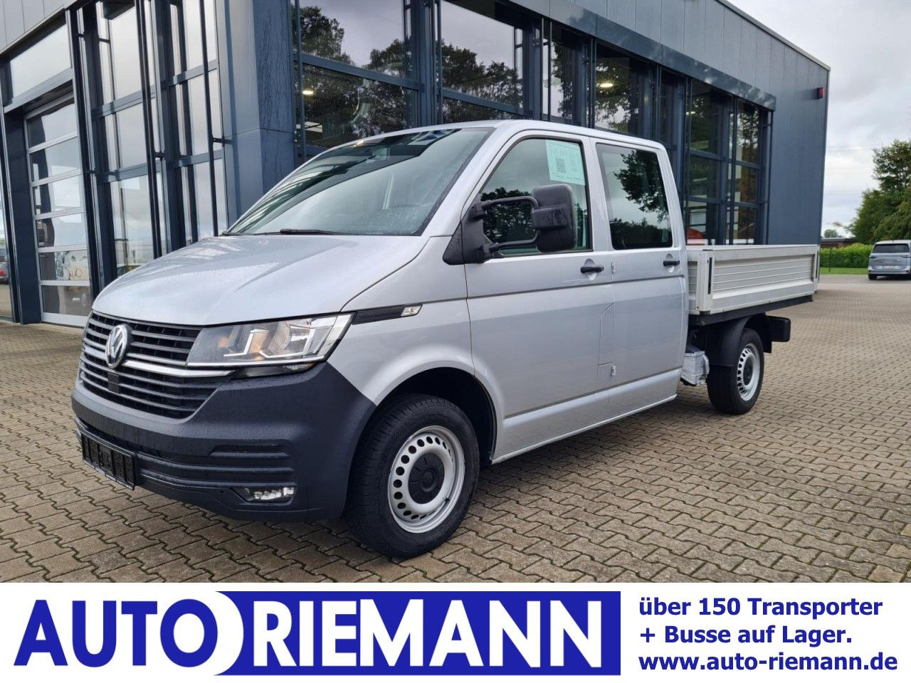 Volkswagen T6.1 Doka Pritsche Plane 6-Sitze Klima Komfort - Utilitaire rideaux coulissants (PLSC), Utilitaire double cabine: photos 1 Volkswagen T6.1 Doka Pritsche Plane 6-Sitze Klima Komfort - Utilitaire rideaux coulissants (PLSC), Utilitaire double cabine: photos 1
