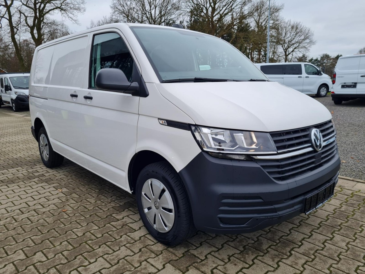 Volkswagen T6.1 Kasten KR Heckklappe KAMERA KLIMA Navi App - Fourgonnette: photos 3 Volkswagen T6.1 Kasten KR Heckklappe KAMERA KLIMA Navi App - Fourgonnette: photos 3