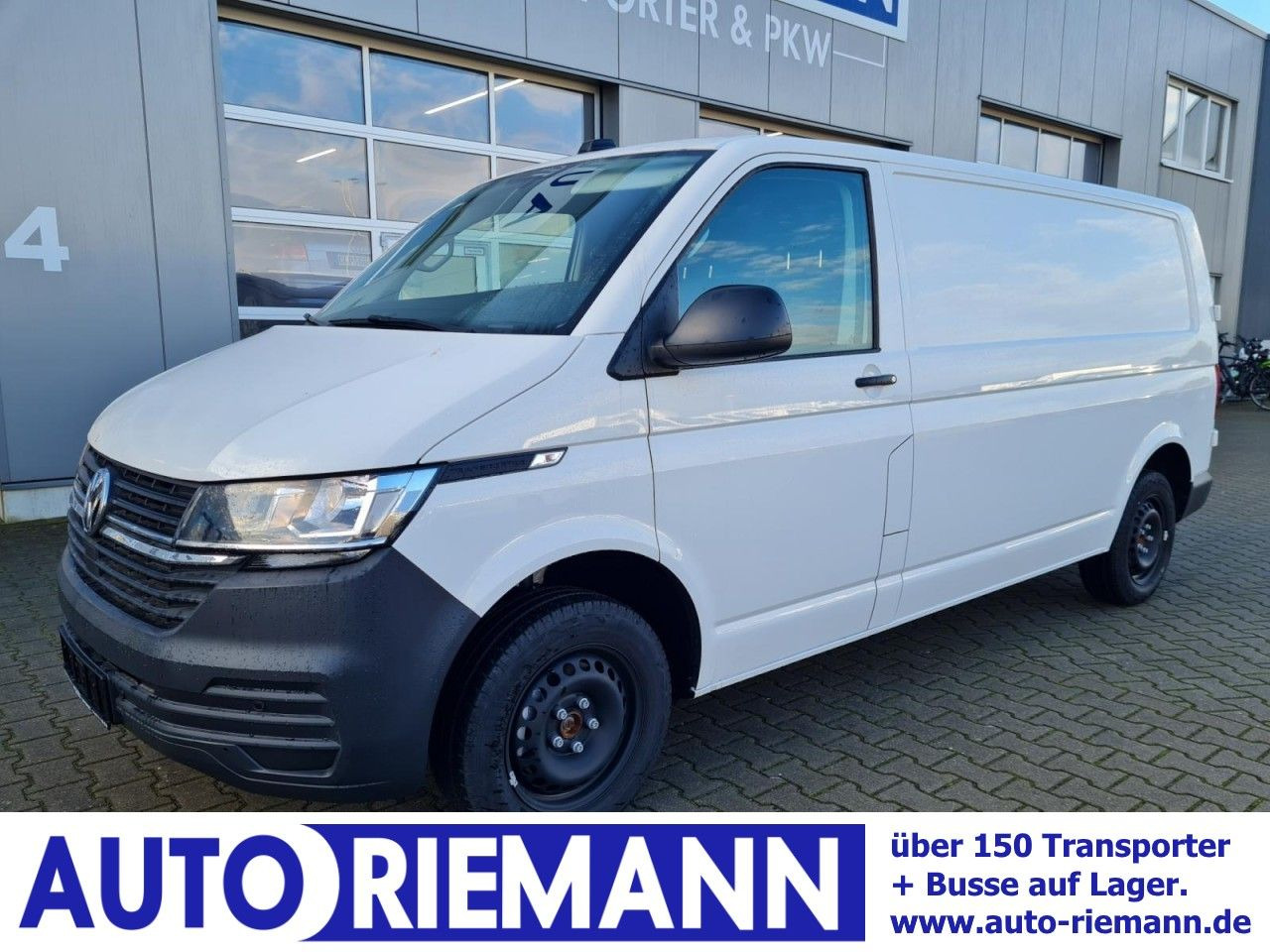 Volkswagen T6.1 Kasten lang DSG KLIMA KOMFORT ACC TEMPO PDC - Fourgonnette: photos 1 Volkswagen T6.1 Kasten lang DSG KLIMA KOMFORT ACC TEMPO PDC - Fourgonnette: photos 1