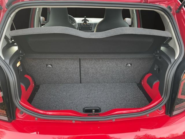 Volkswagen up! 5-tg. DAB Fensterheber Klima Servo Winter ZV - Voiture: photos 3 Volkswagen up! 5-tg. DAB Fensterheber Klima Servo Winter ZV - Voiture: photos 3