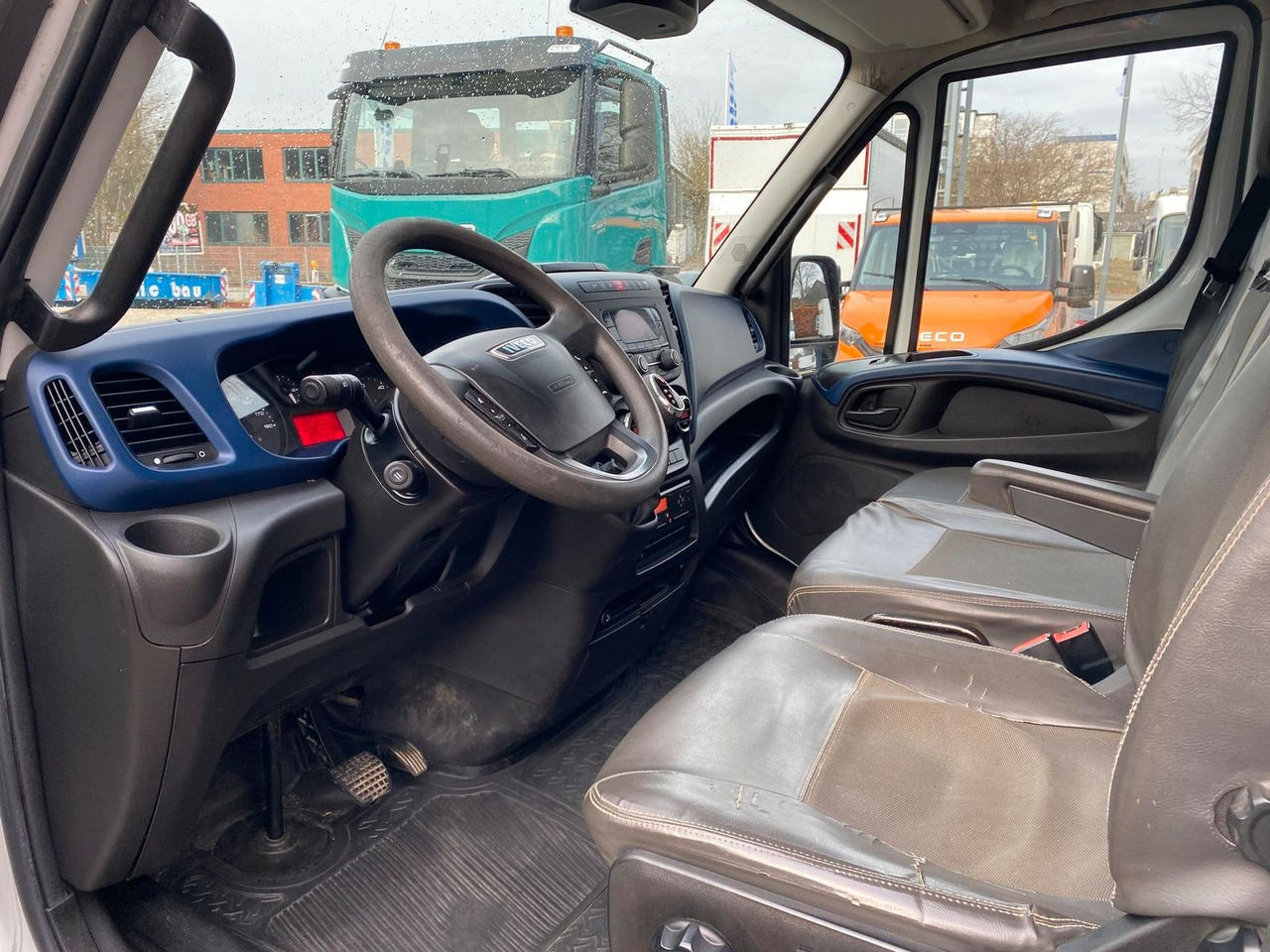 Fourgon utilitaire Iveco Daily 50C18HA8V 3520L *AHK* KLIMA*Sitzheizung...: photos 13