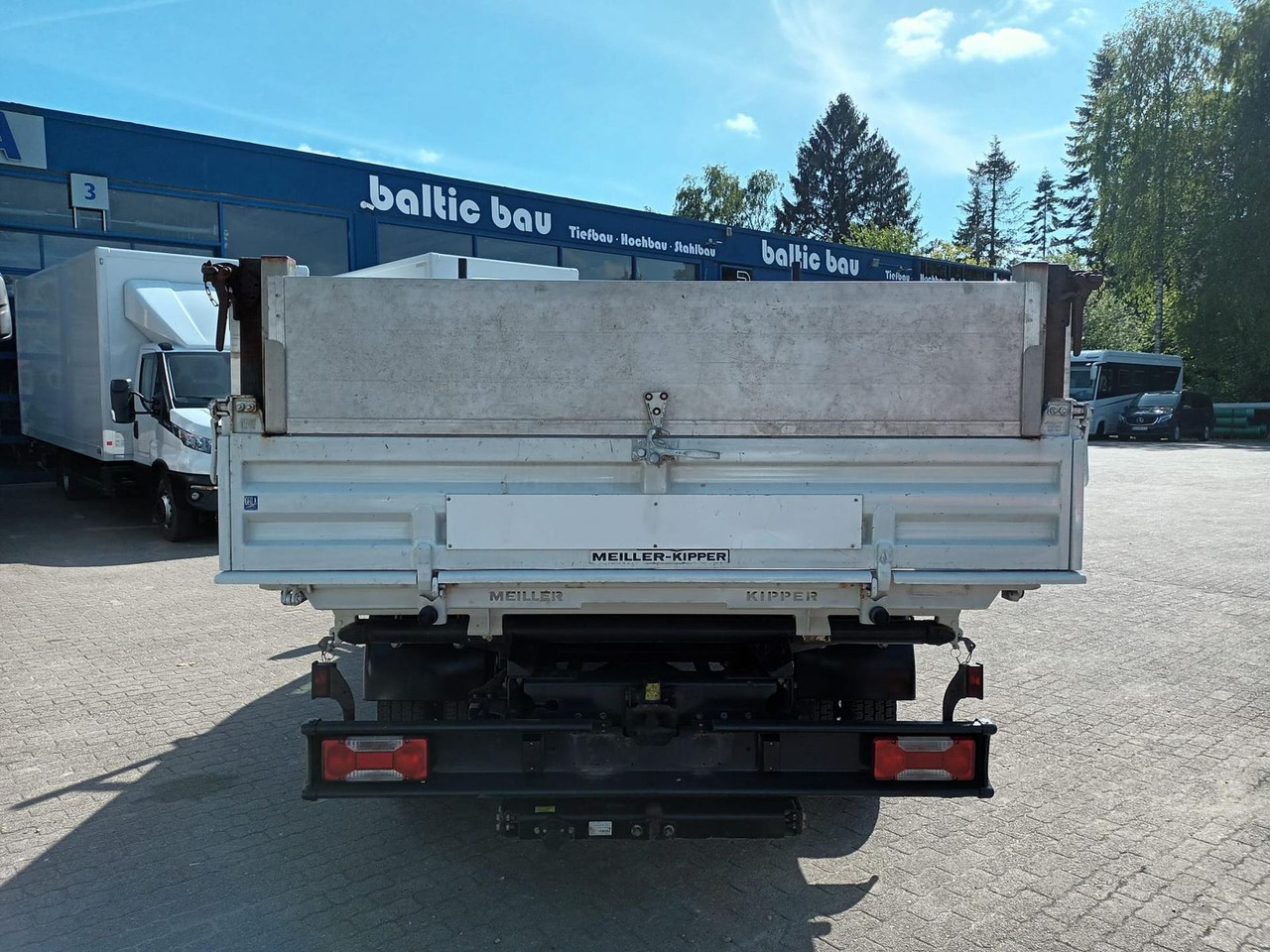Iveco Daily 70C18H Meiler Kipper Dreiseitenkipper 1... - Utilitaire benne: photos 4 Iveco Daily 70C18H Meiler Kipper Dreiseitenkipper 1... - Utilitaire benne: photos 4
