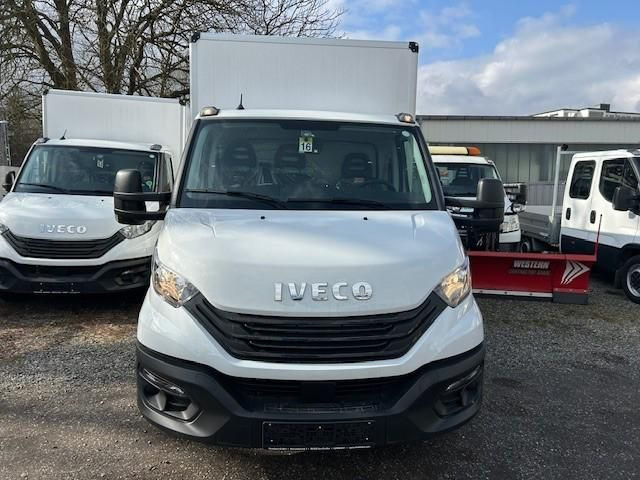 Iveco Daily Koffer 35S14H 3,0 LBW Kamera 115 kW (15... - Fourgon grand volume: photos 2 Iveco Daily Koffer 35S14H 3,0 LBW Kamera 115 kW (15... - Fourgon grand volume: photos 2