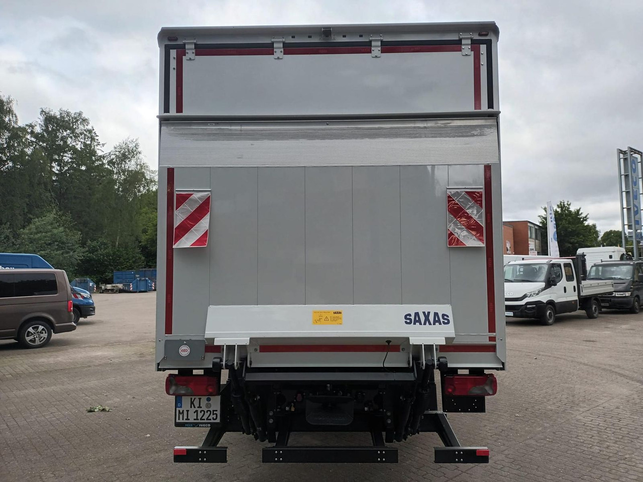 Iveco ML120E25/P KOFFER LBW 1,5t SAXAS AHK 185 kW (... - Camion à rideaux coulissants: photos 3 Iveco ML120E25/P KOFFER LBW 1,5t SAXAS AHK 185 kW (... - Camion à rideaux coulissants: photos 3