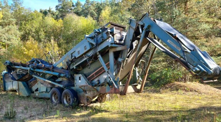 Powerscreen Turbo Chieftain 1200 – mobile screen / mobiles Sieb - Crible: photos 1 Powerscreen Turbo Chieftain 1200 – mobile screen / mobiles Sieb - Crible: photos 1