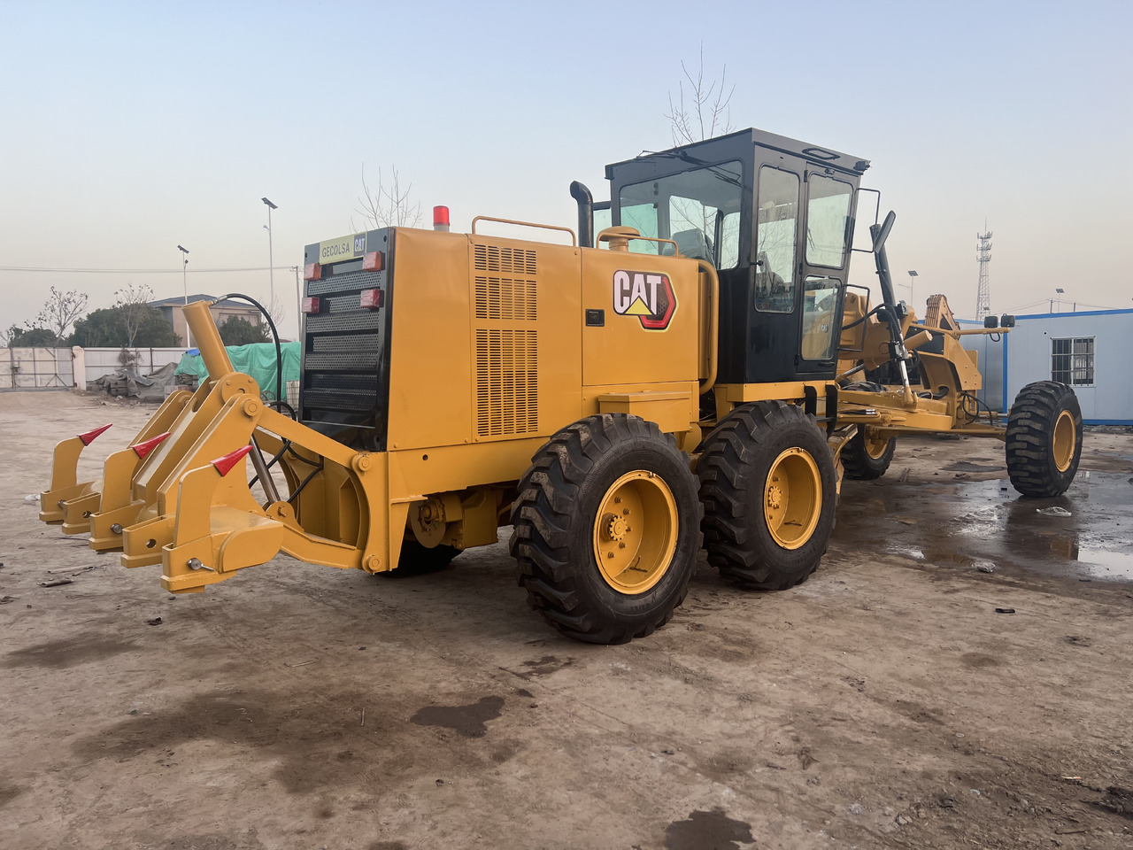 Caterpillar 140H - Niveleuse: photos 3 Caterpillar 140H - Niveleuse: photos 3