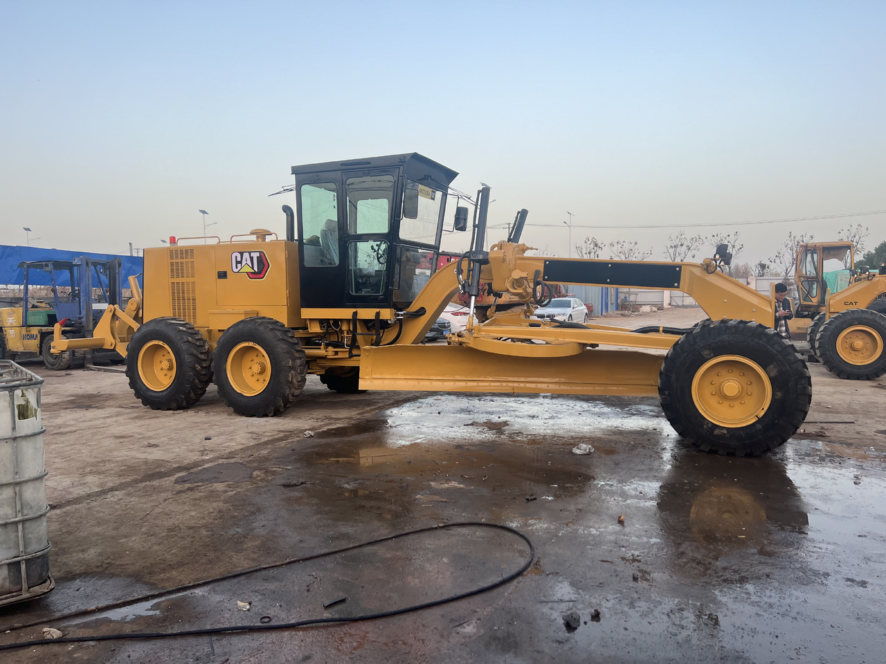 Caterpillar 140H - Niveleuse: photos 4 Caterpillar 140H - Niveleuse: photos 4