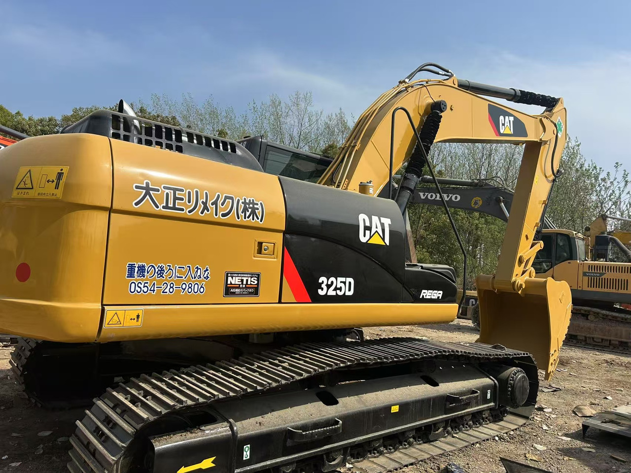 Caterpillar 325D - Pelle sur chenille: photos 2 Caterpillar 325D - Pelle sur chenille: photos 2