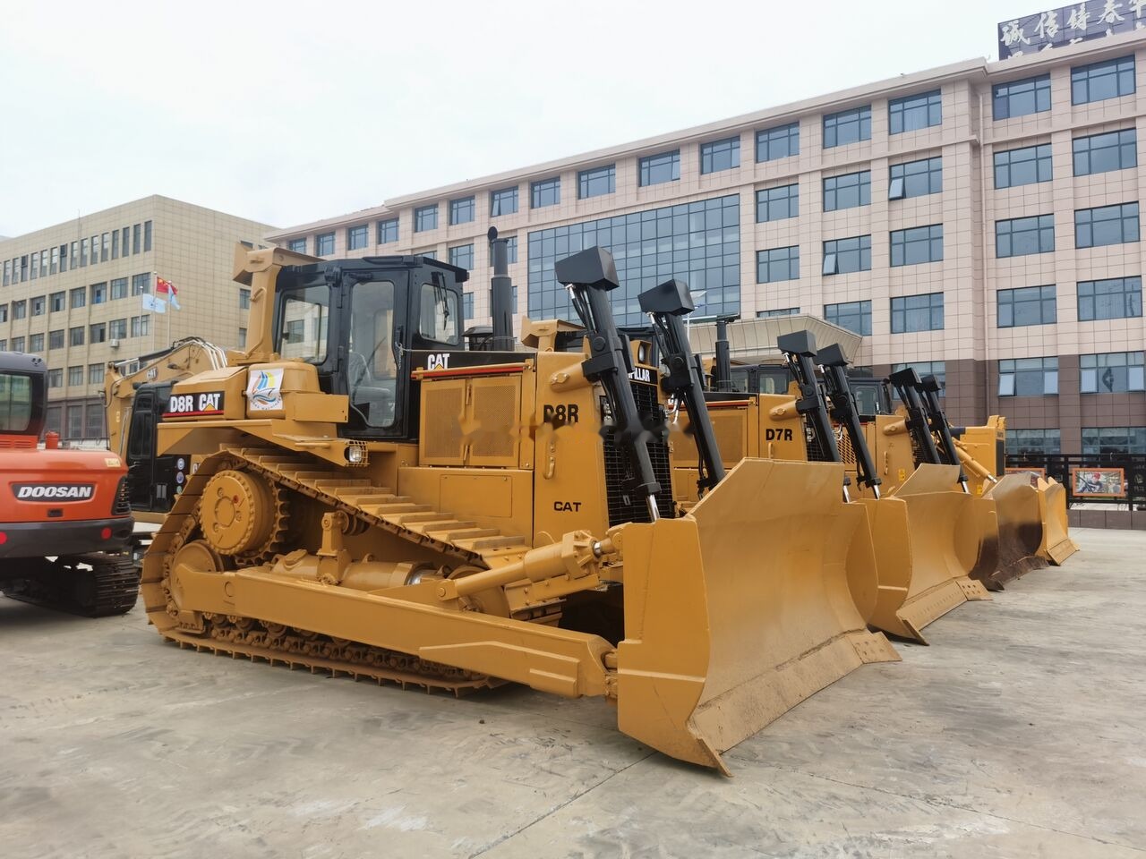 Caterpillar D8R - Bulldozer: photos 2 Caterpillar D8R - Bulldozer: photos 2