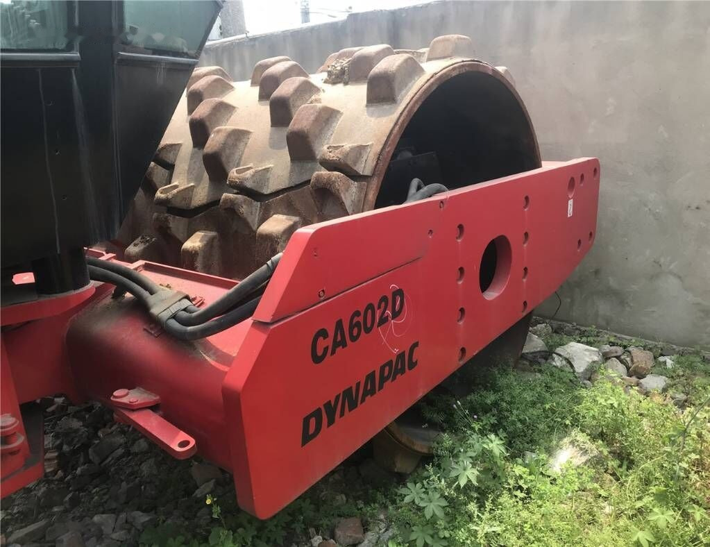 Dynapac CA 602 D - Compacteur à pieds de mouton/ Monocylindre: photos 3 Dynapac CA 602 D - Compacteur à pieds de mouton/ Monocylindre: photos 3