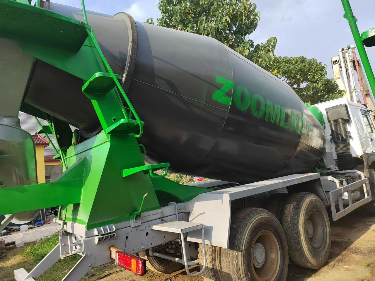Howo ZLJ5253GJB1 - Camion malaxeur: photos 5 Howo ZLJ5253GJB1 - Camion malaxeur: photos 5