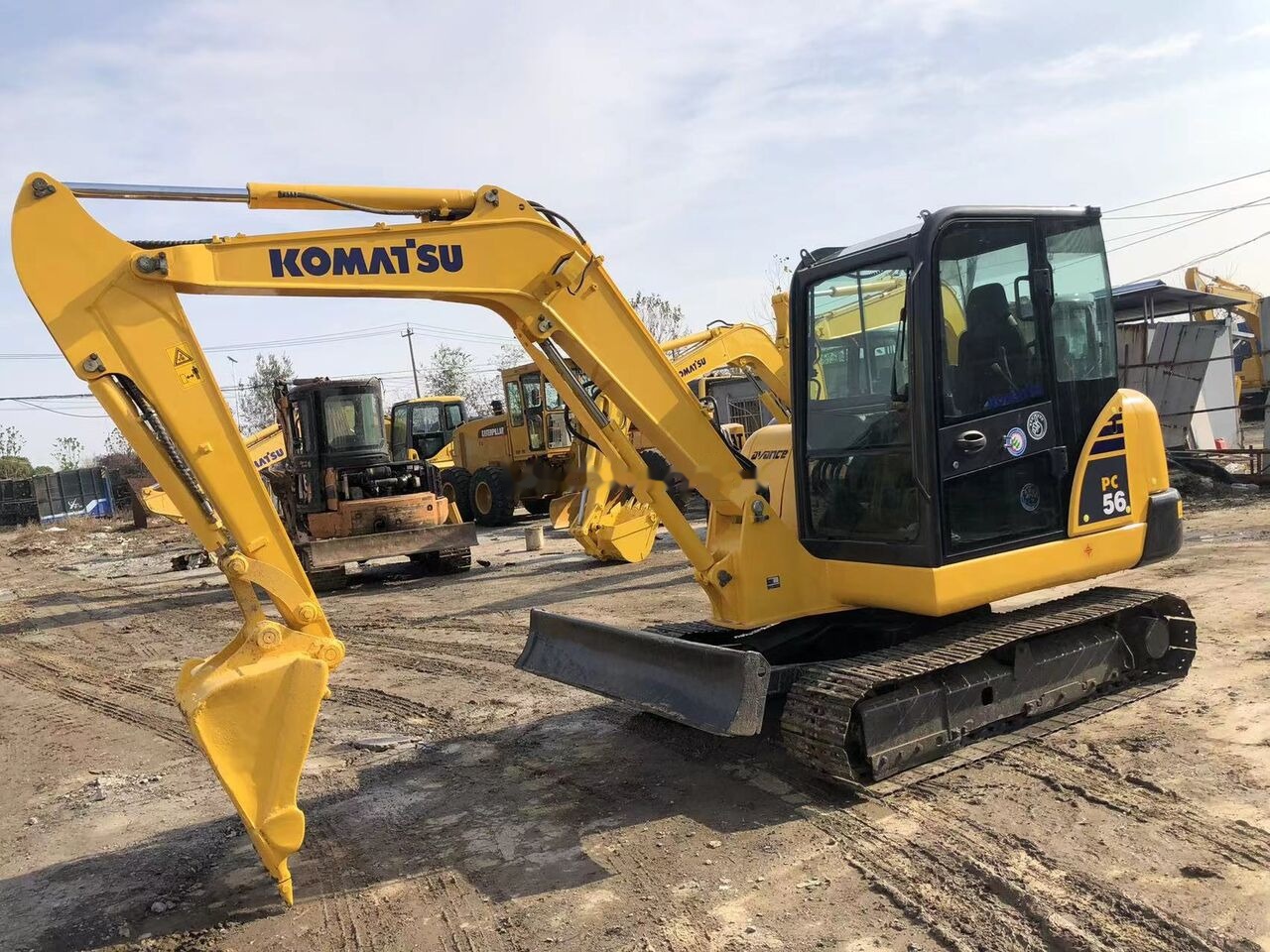 Komatsu PC56 - Pelle sur chenille: photos 2 Komatsu PC56 - Pelle sur chenille: photos 2