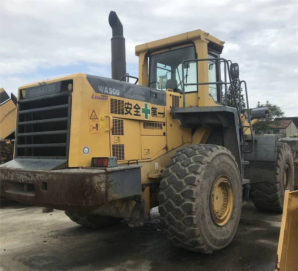 Komatsu WA500 - Chargeuse sur pneus: photos 1 Komatsu WA500 - Chargeuse sur pneus: photos 1