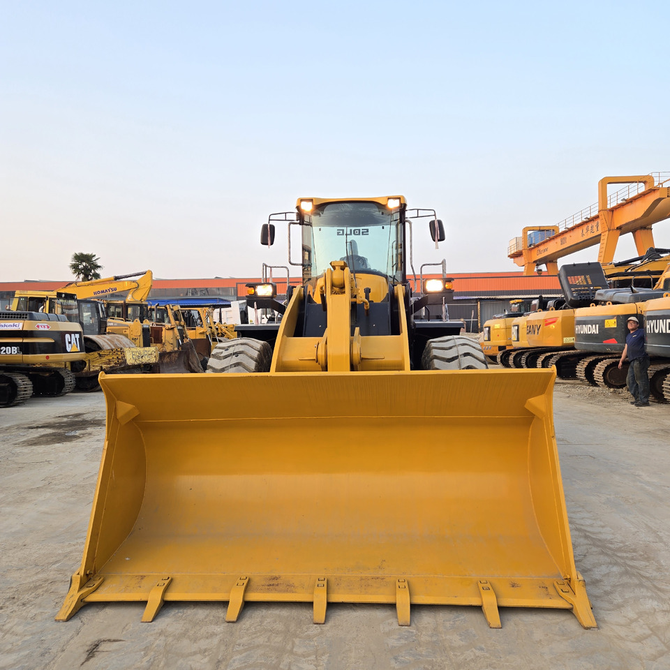 Chargeuse sur pneus SDLG L956F: photos 9