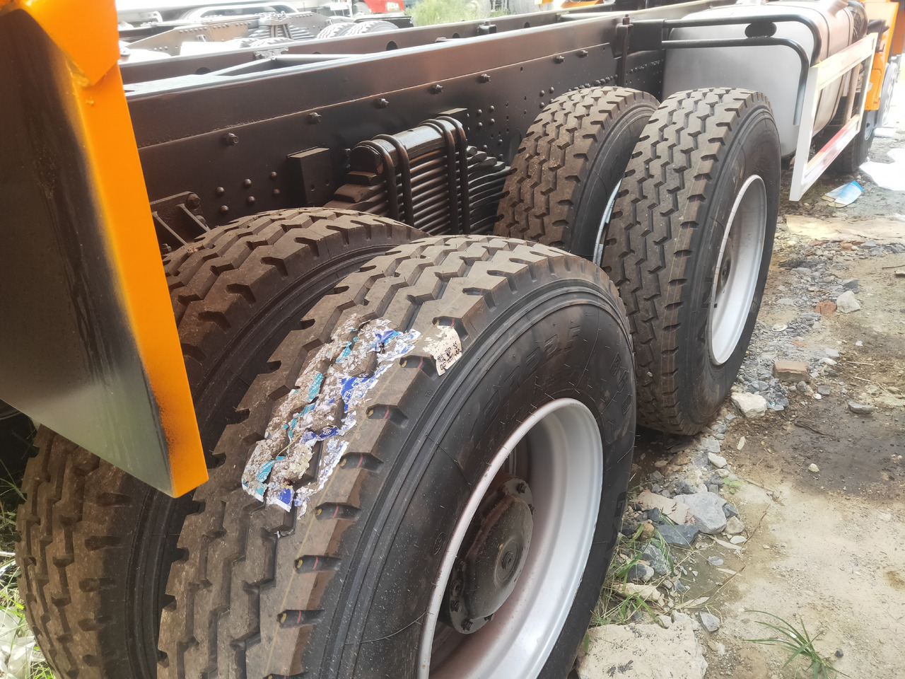 Shacman F3000 6*4 Dump truck - Camion benne: photos 4 Shacman F3000 6*4 Dump truck - Camion benne: photos 4
