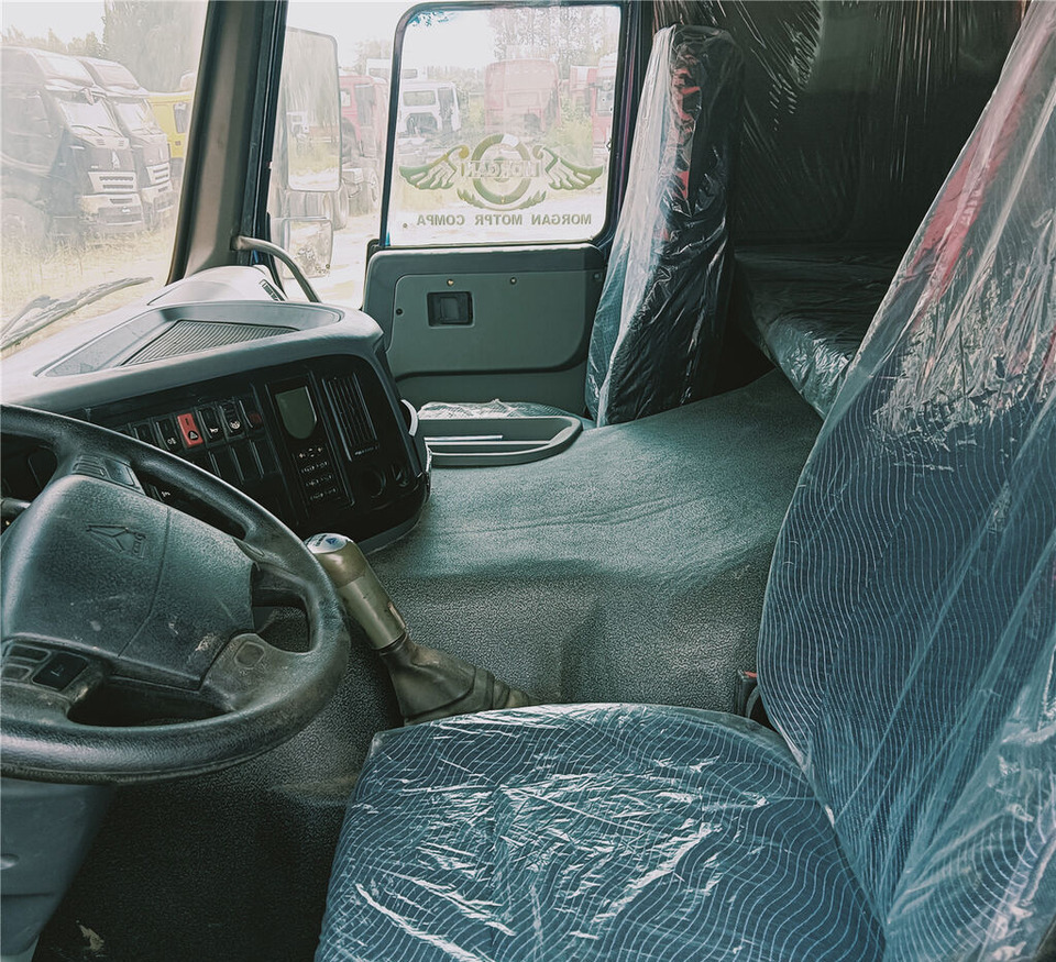 Sinotruk HOWO 6*4 Dump truck - Camion benne: photos 4 Sinotruk HOWO 6*4 Dump truck - Camion benne: photos 4