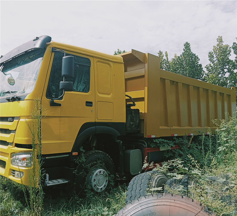 Sinotruk HOWO 6*4 Dump truck - Camion benne: photos 3 Sinotruk HOWO 6*4 Dump truck - Camion benne: photos 3