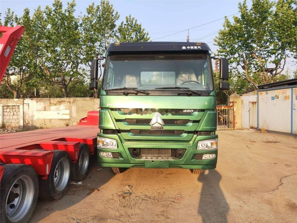 Sinotruk Howo A7 - Tracteur routier: photos 3 Sinotruk Howo A7 - Tracteur routier: photos 3