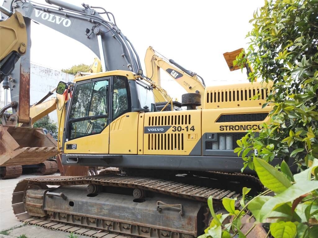 Volvo EC 380 D L - Pelle sur chenille: photos 4 Volvo EC 380 D L - Pelle sur chenille: photos 4