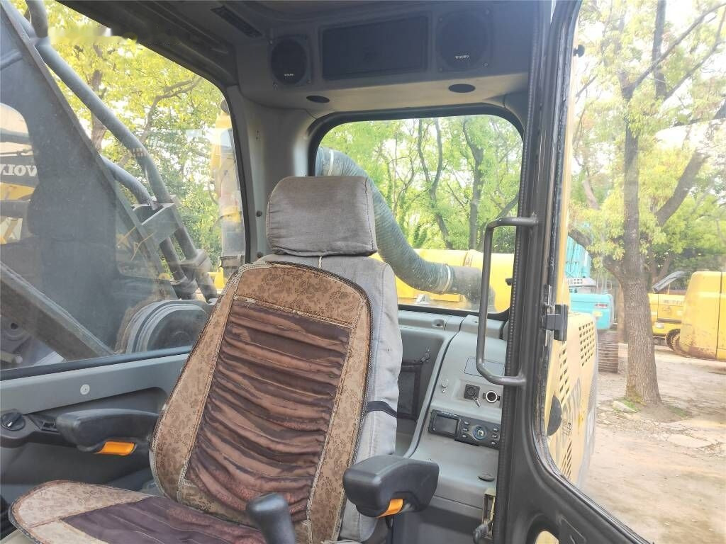 Volvo EC 460 B LC - Pelle sur chenille: photos 4 Volvo EC 460 B LC - Pelle sur chenille: photos 4