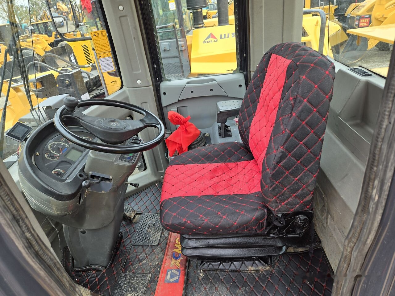 Pelle sur chenille XCMG ZL50GN: photos 8
