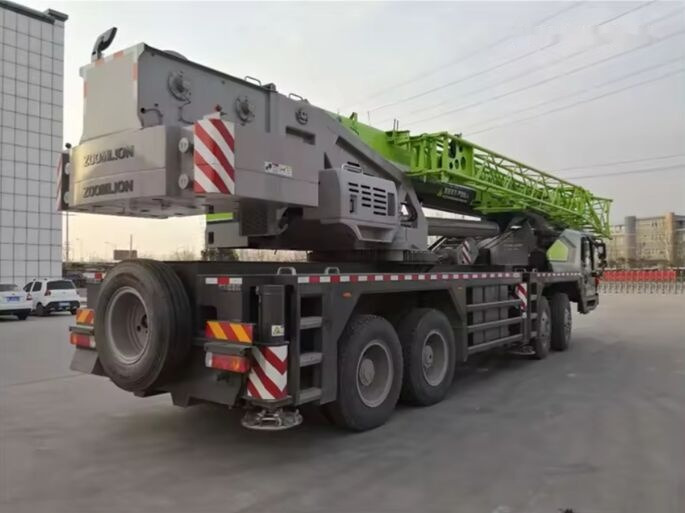 Zoomlion ZTC 700V - Grue mobile: photos 3 Zoomlion ZTC 700V - Grue mobile: photos 3