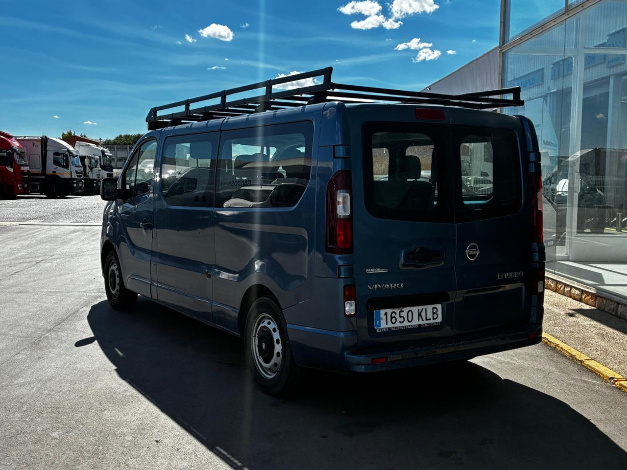 Furgón Opel Vivaro 9 Plazas - Fourgon utilitaire: photos 4 Furgón Opel Vivaro 9 Plazas - Fourgon utilitaire: photos 4