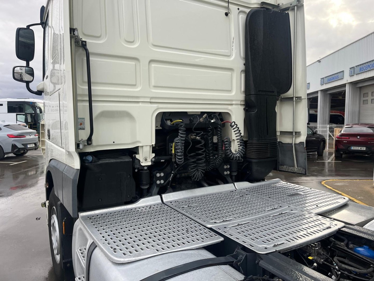 Photo d'intérieur 1: Tracteur routier Cabeza Tractora DAF 480 AUTOMATICA CON INTARDER
