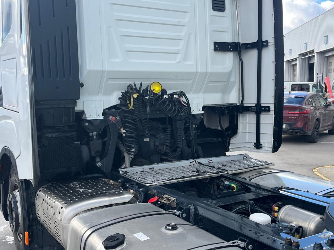 Cabeza Tractora IVECO 460 AUTOMATICO CON INTARDER - Tracteur routier: photos 4 Cabeza Tractora IVECO 460 AUTOMATICO CON INTARDER - Tracteur routier: photos 4