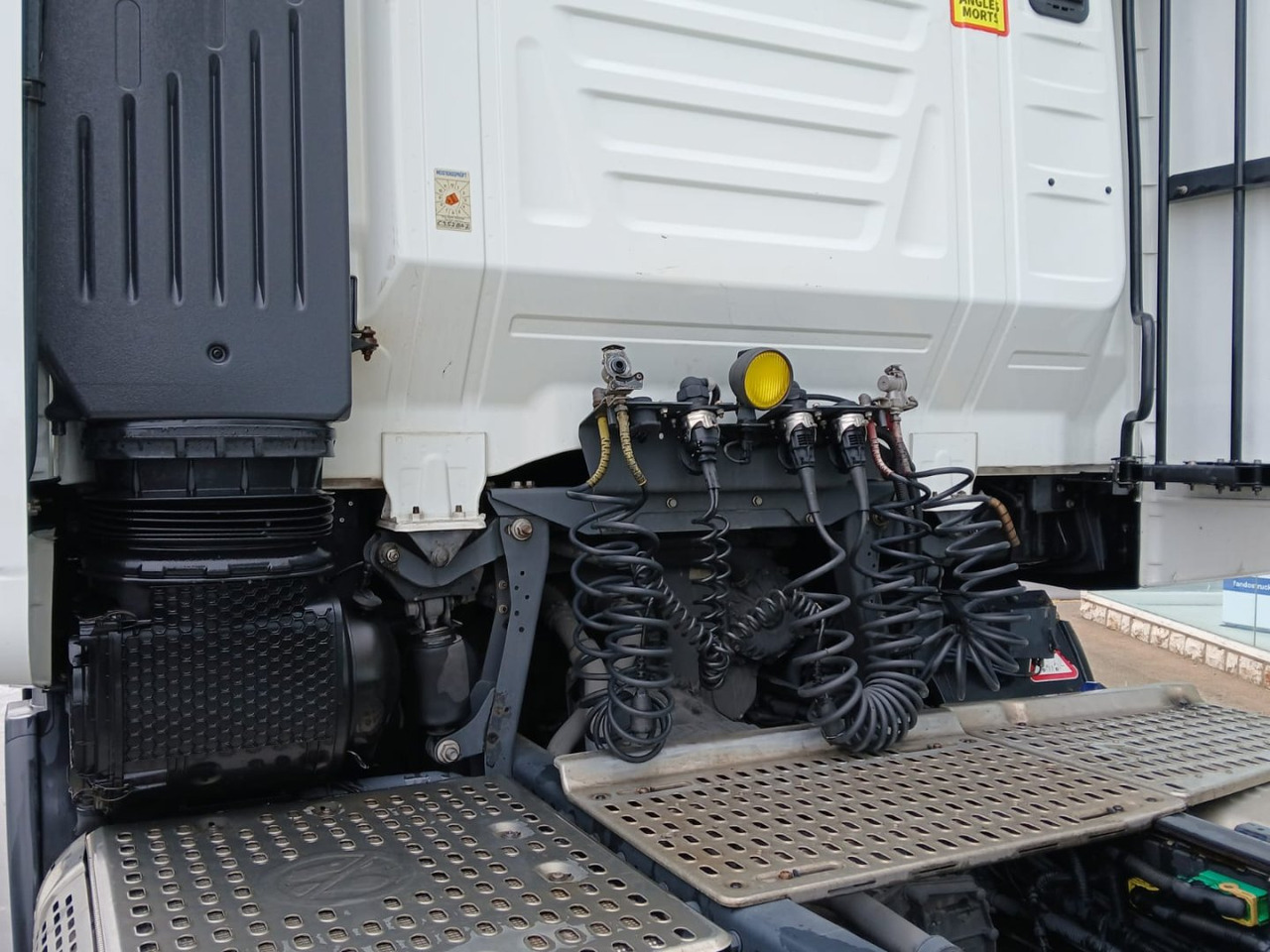 Tracteur routier Cabeza Tractora IVECO 480 AUTOMATICO CON INTARDER: photos 8
