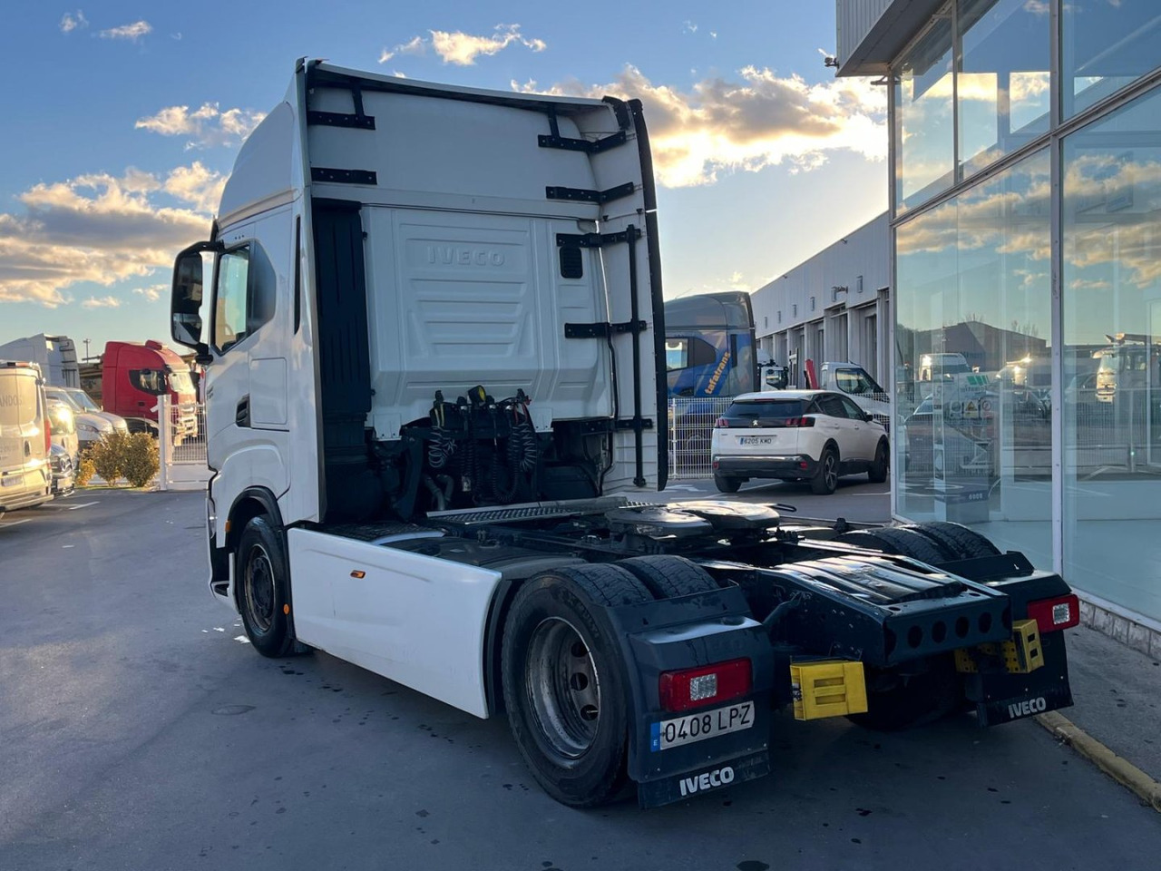 Cabeza Tractora IVECO S-WAY 510 AUTOMATICO CON INTARDER - Tracteur routier: photos 4 Cabeza Tractora IVECO S-WAY 510 AUTOMATICO CON INTARDER - Tracteur routier: photos 4