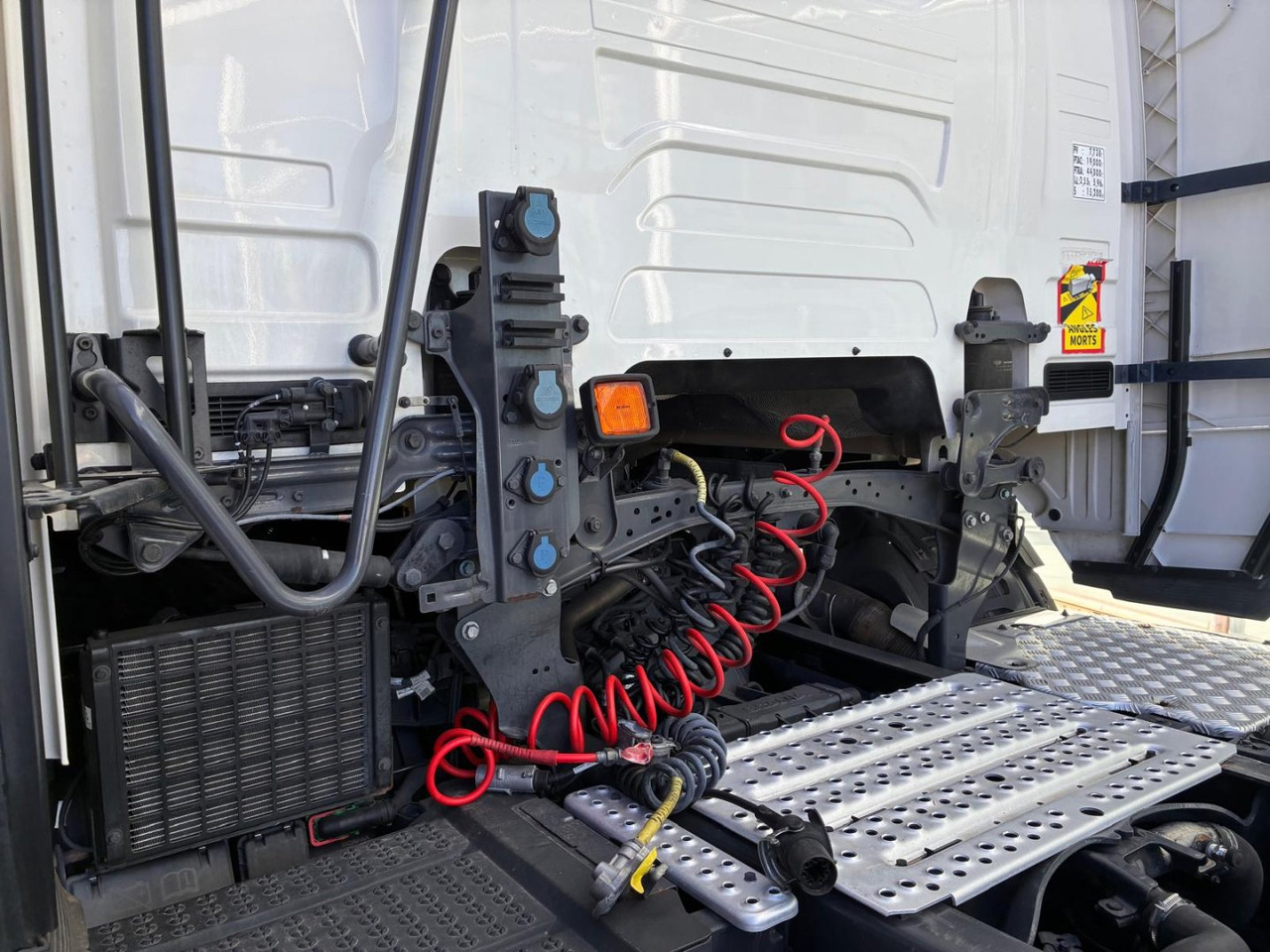 Cabeza Tractora Scania R500 AUTOMATICO-INTARDER - Tracteur routier: photos 5 Cabeza Tractora Scania R500 AUTOMATICO-INTARDER - Tracteur routier: photos 5