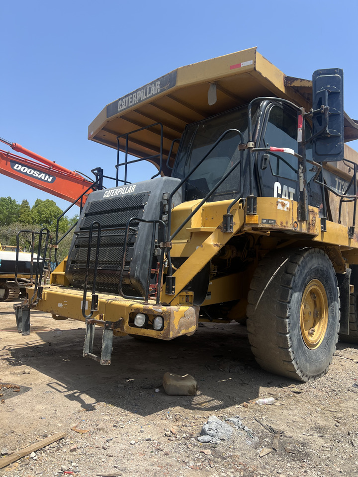 CAT 773F MINING DUMP TRUCK - Tombereau rigide: photos 1 CAT 773F MINING DUMP TRUCK - Tombereau rigide: photos 1
