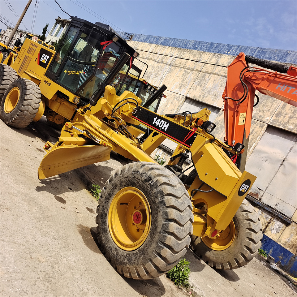 CATERPILLAR 140H CAT 140 H 140K 140G - Niveleuse: photos 1 CATERPILLAR 140H CAT 140 H 140K 140G - Niveleuse: photos 1