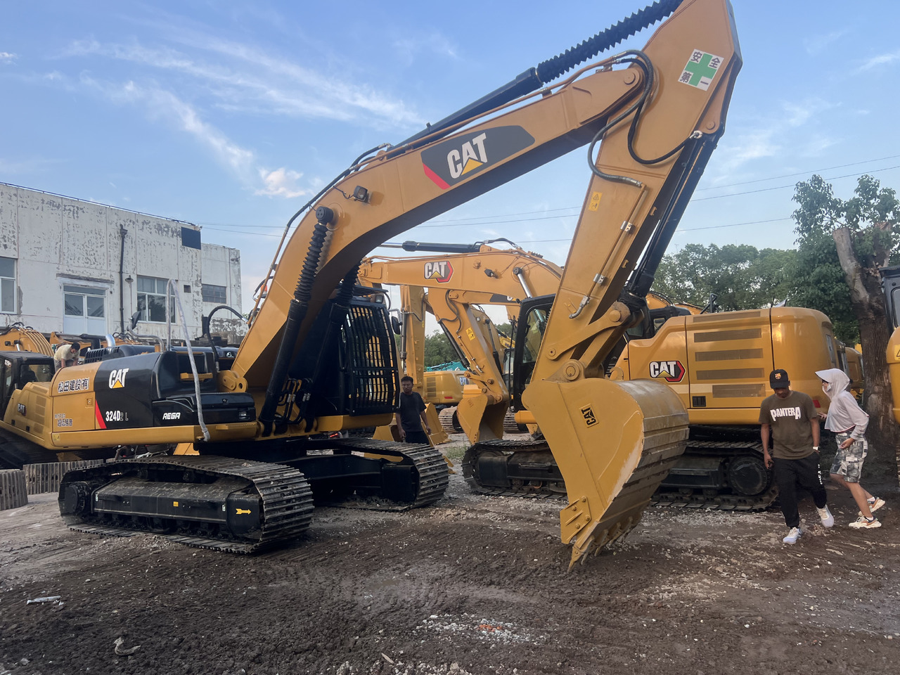 CATERPILLAR 324DL CAT 324D 2 L - Pelle sur chenille: photos 2 CATERPILLAR 324DL CAT 324D 2 L - Pelle sur chenille: photos 2