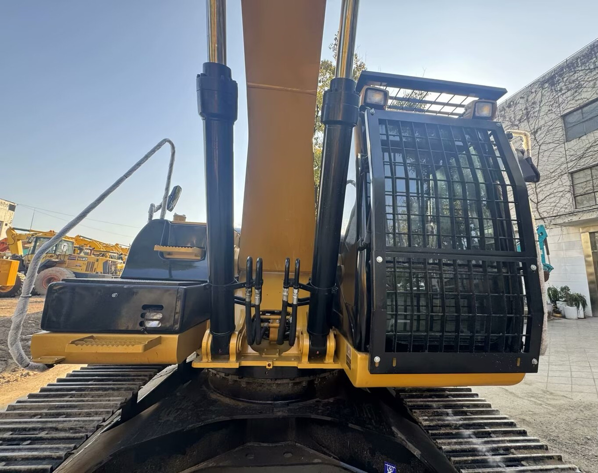 CATERPILLAR 330D2L CAT 330D - Pelle sur chenille: photos 3 CATERPILLAR 330D2L CAT 330D - Pelle sur chenille: photos 3