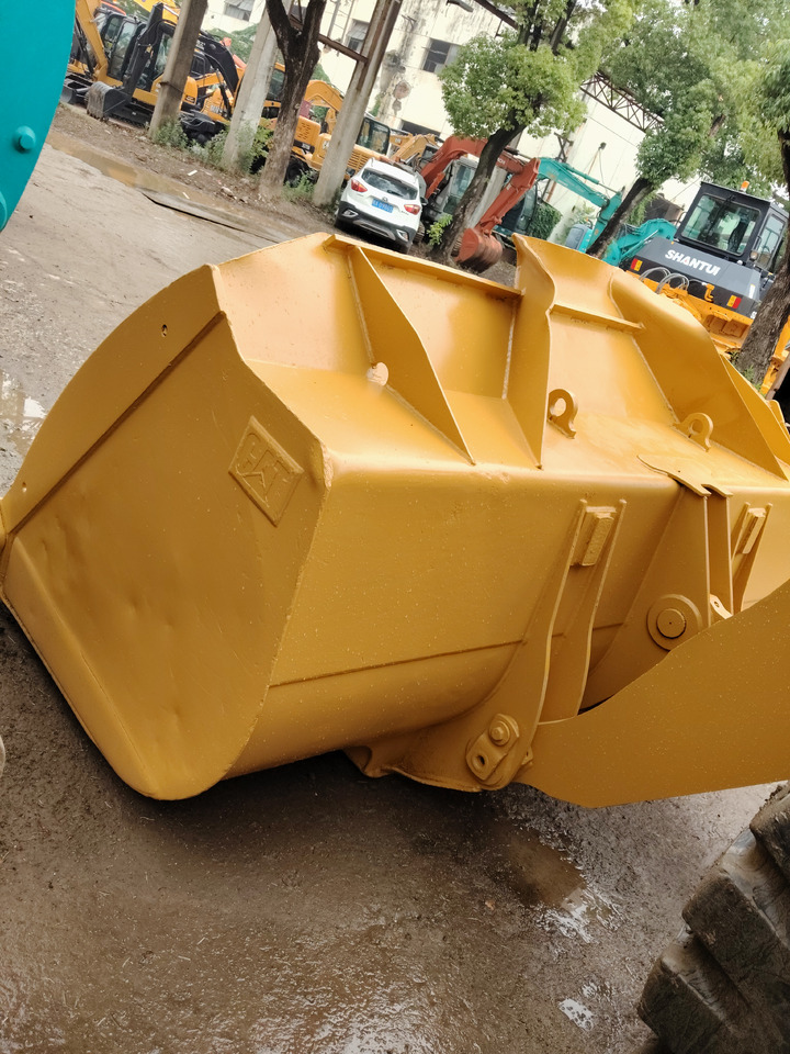 Chargeuse sur pneus CATERPILLAR 950 GC CAT 950GC: photos 12