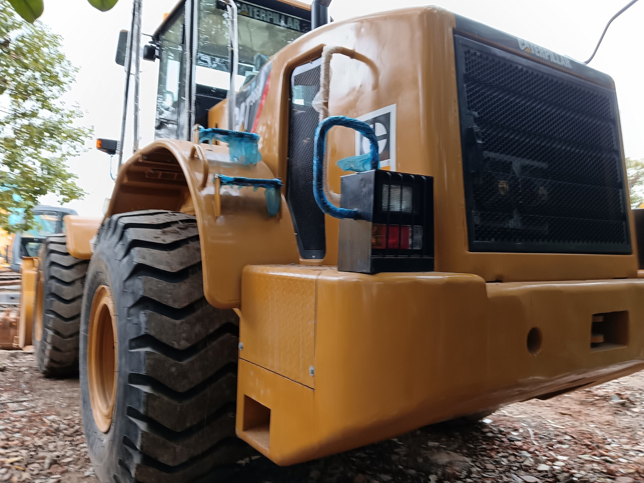CATERPILLAR 966H CAT - Chargeuse sur pneus: photos 4 CATERPILLAR 966H CAT - Chargeuse sur pneus: photos 4
