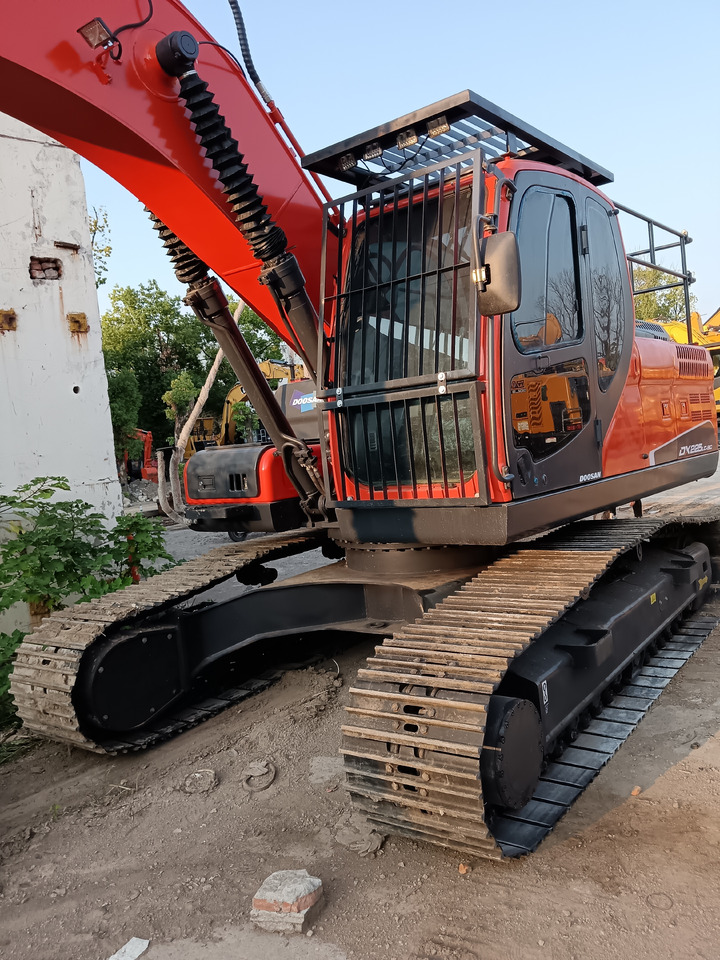 DOOSAN DX225 LC - 9C DX225LCA - Pelle sur chenille: photos 5 DOOSAN DX225 LC - 9C DX225LCA - Pelle sur chenille: photos 5