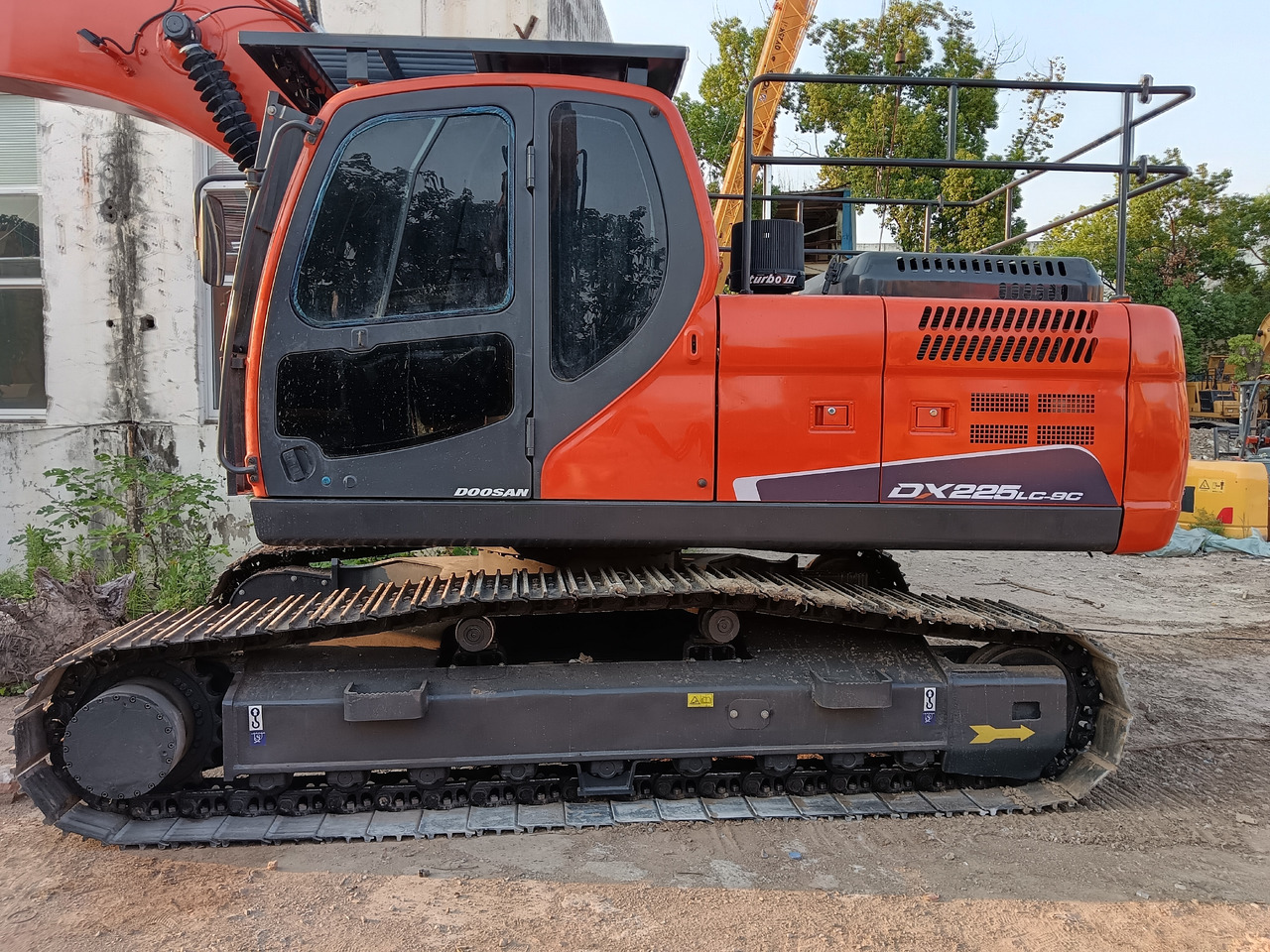 DOOSAN DX225 LC - 9C DX225LCA - Pelle sur chenille: photos 2 DOOSAN DX225 LC - 9C DX225LCA - Pelle sur chenille: photos 2